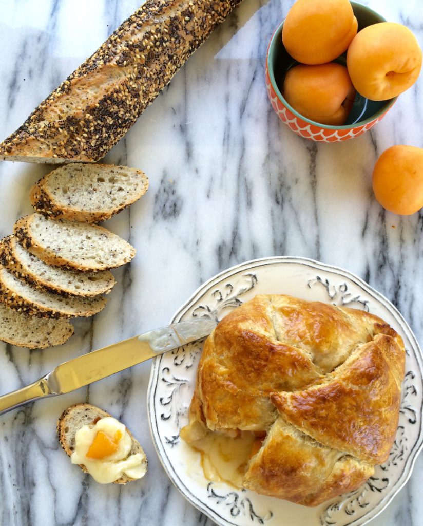 Baked Apricot Brie Recipe
