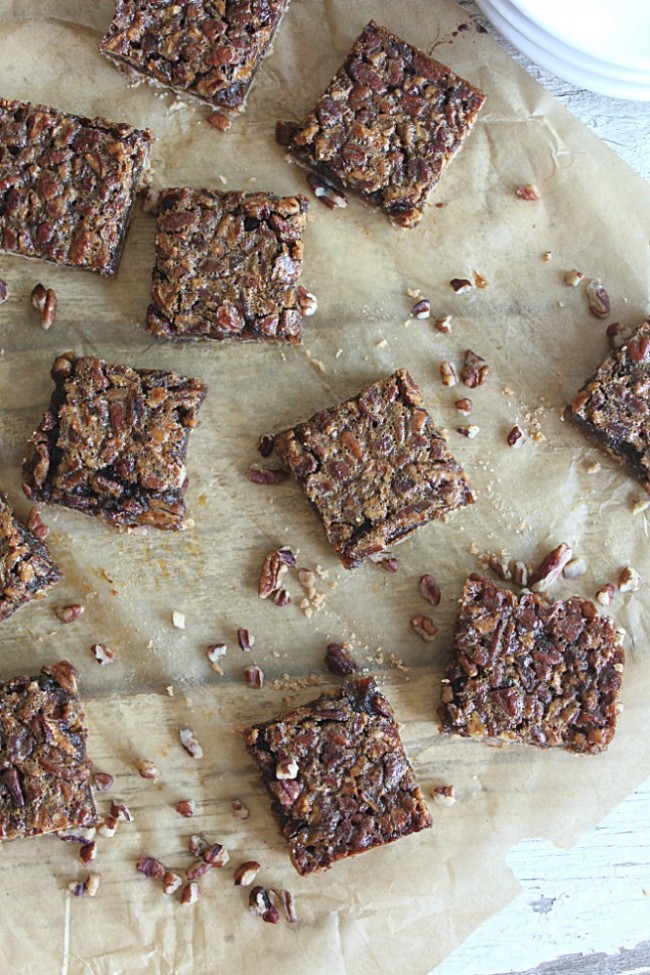 Pecan Bars made with Golden Barrel Light Corn Syrup