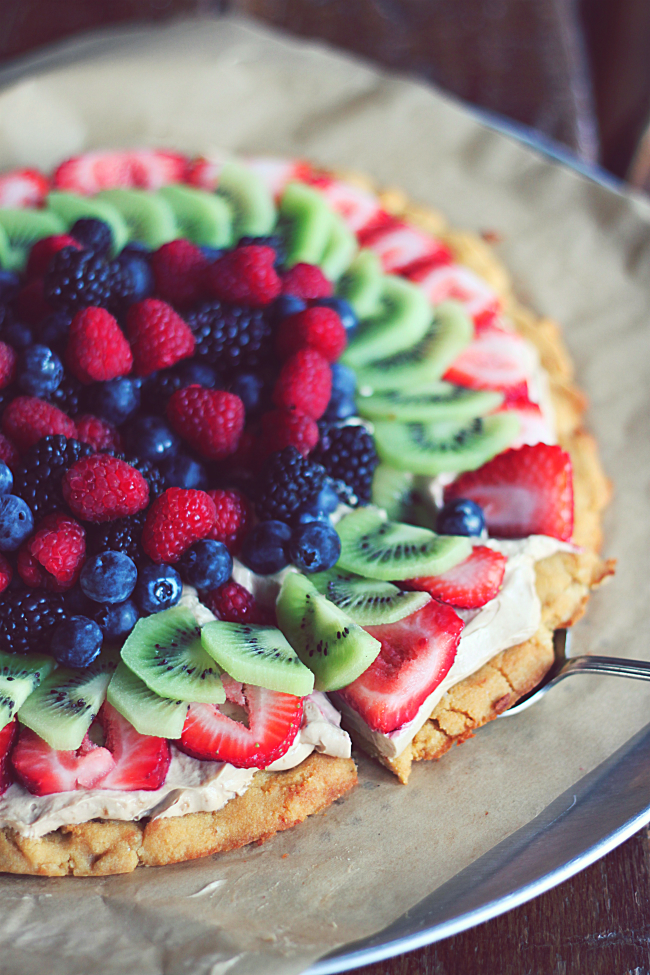 Gluten Free and Refined Sugar Free Fruit Pizza