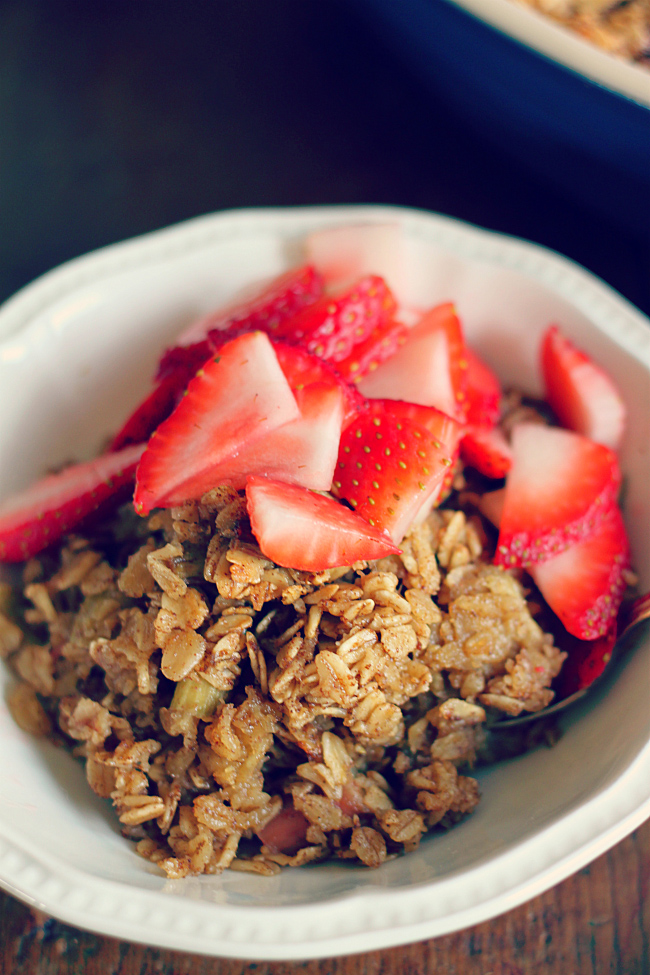Rhubarb Baked Oatmeal with Strawberries