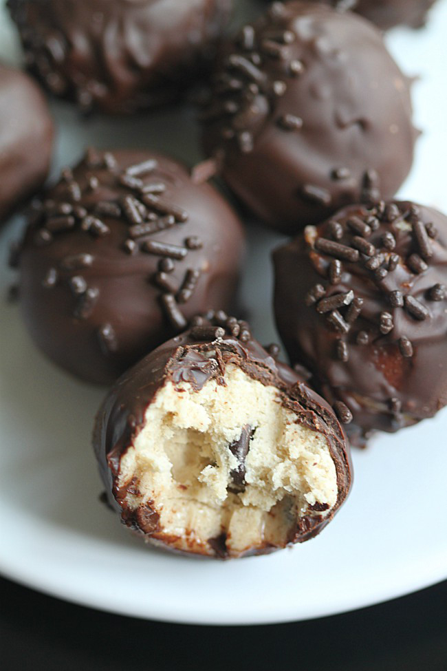 Chocolate Chip Cookie Dough Truffles 