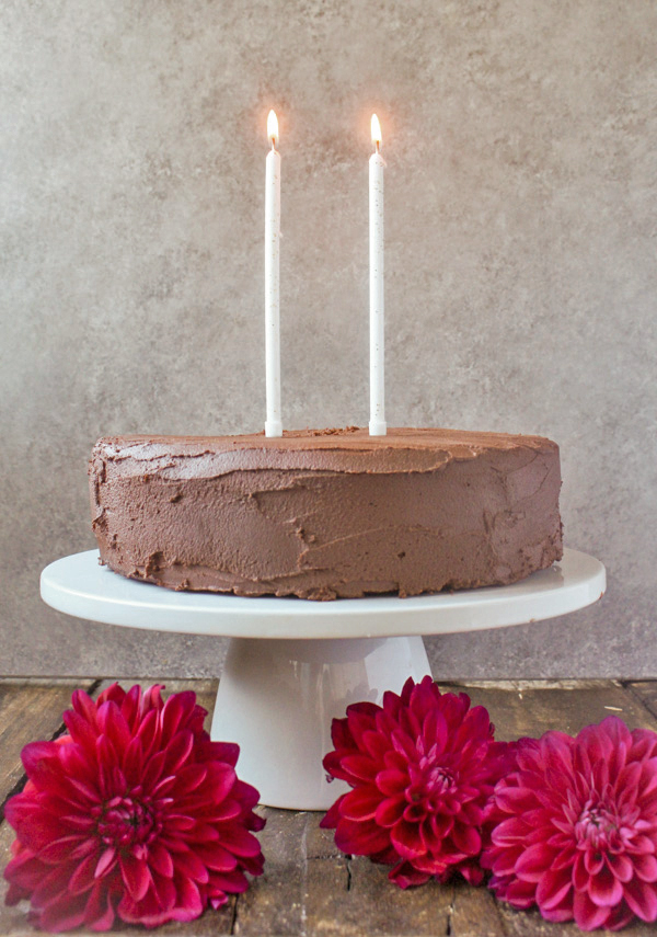 Easy Paleo Chocolate Cake