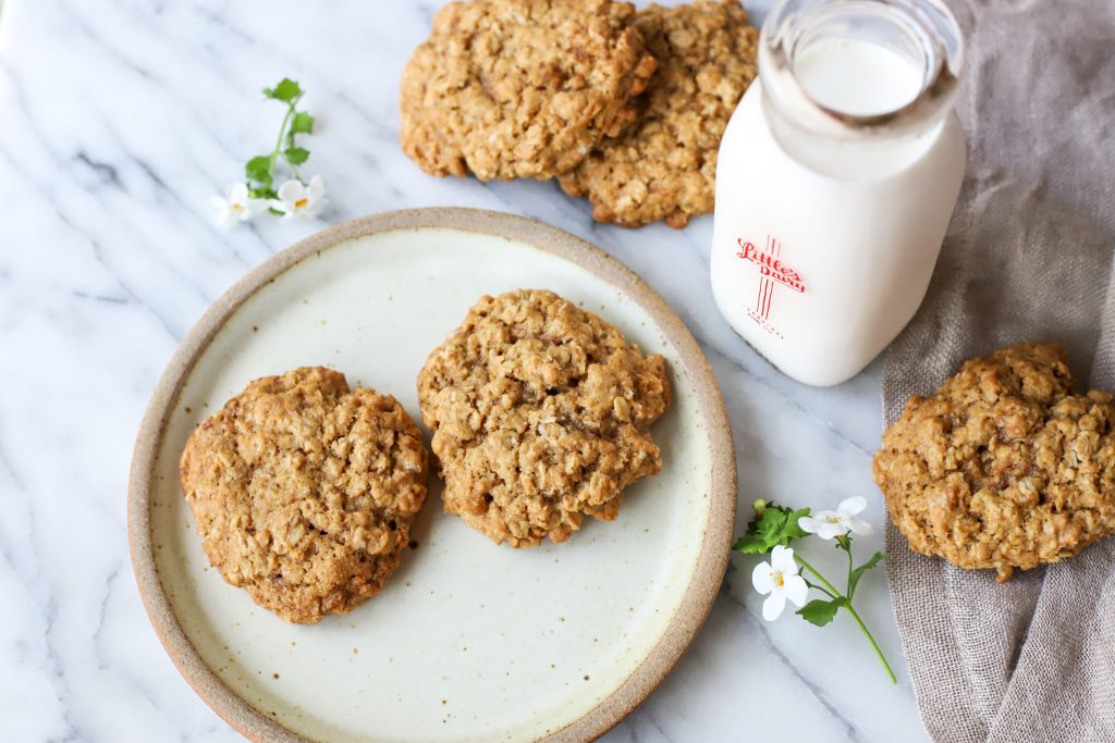 Thick and Chewy Oatmeal Cookies